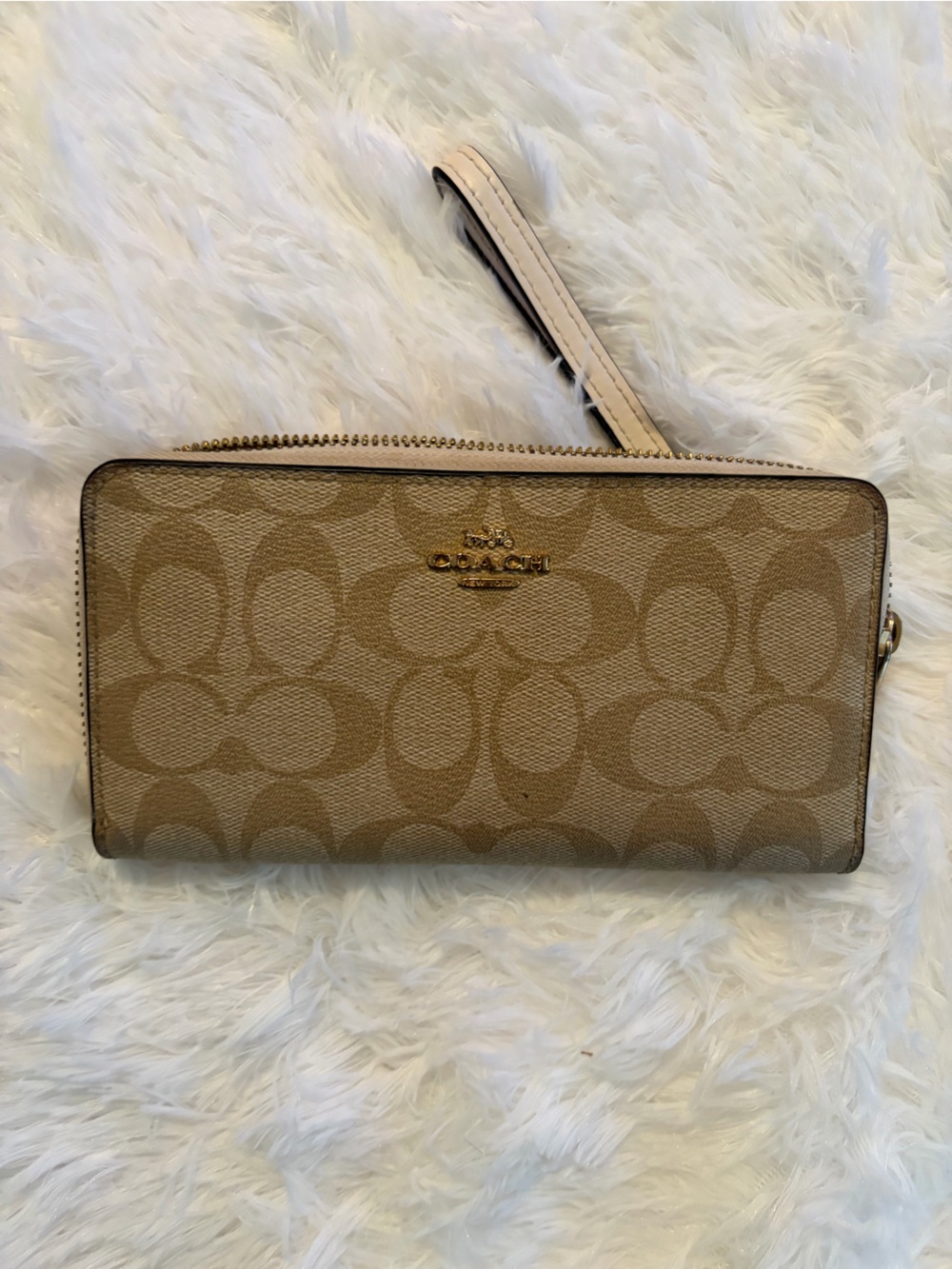 Coach Khaki Signature Zip Wallet Wristlet